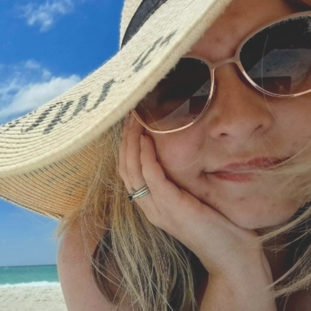 Meet your Posher, Rachel